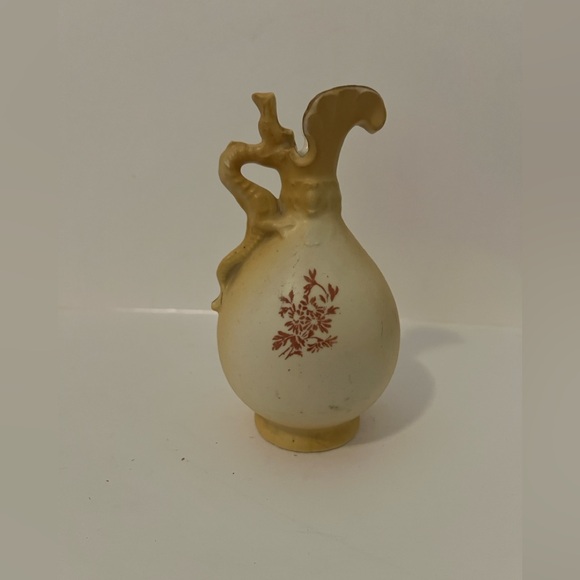 VTG  Vase Made In Austria Hand Painted. Signed And Numbered - Picture 2 of 5